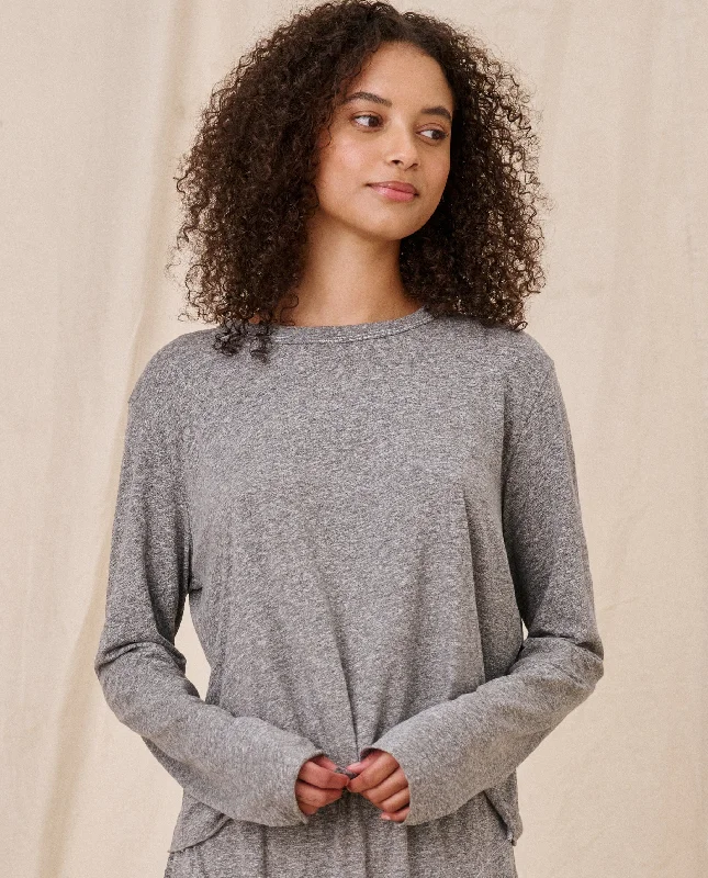 Women's Evening Wear Attire The Long Sleeve Crop Tee. -- Heather Grey