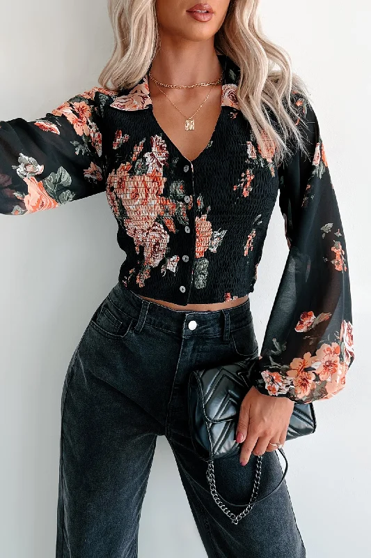 Fashionable Women's Casual Apparel Fall Blooms Smocked Buttoned Floral Top (Black)